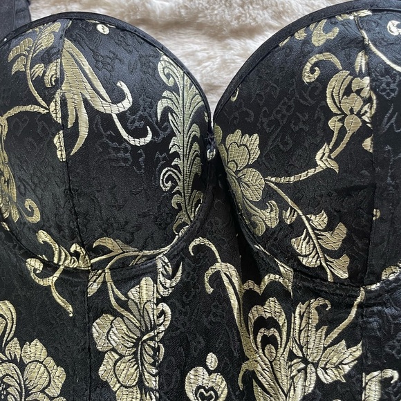 Elegant Black and Gold Bustier Size S/M - Picture 4 of 7